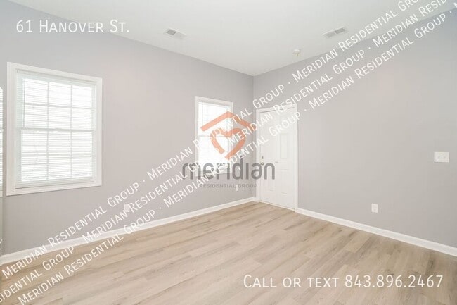 Building Photo - 61 Hanover St