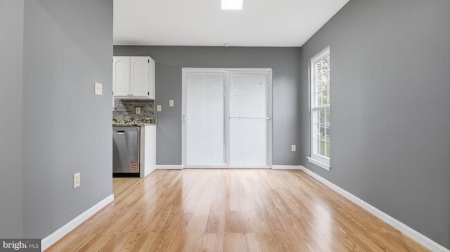 Building Photo - 2628 Deer Ridge Dr