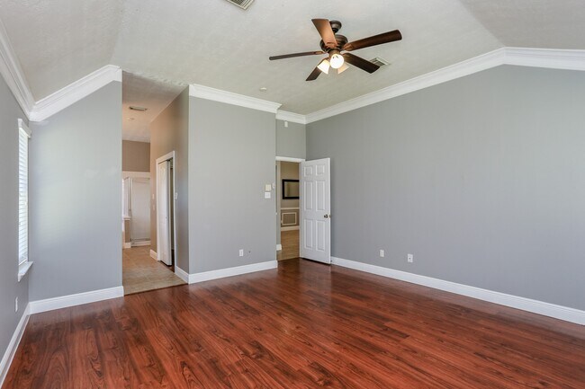 Building Photo - 1110 Cambrian Park Ct