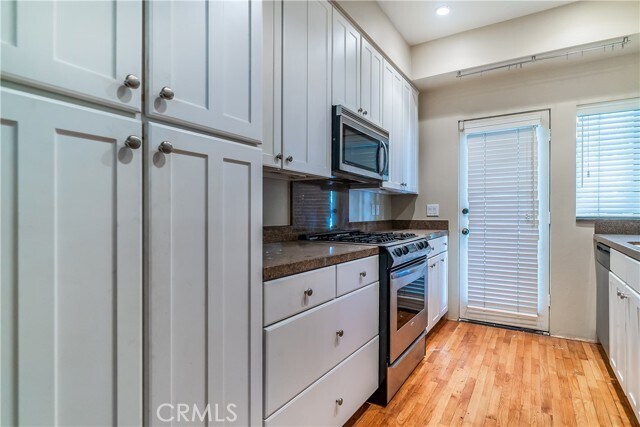 Building Photo - 13236 Valleyheart Dr