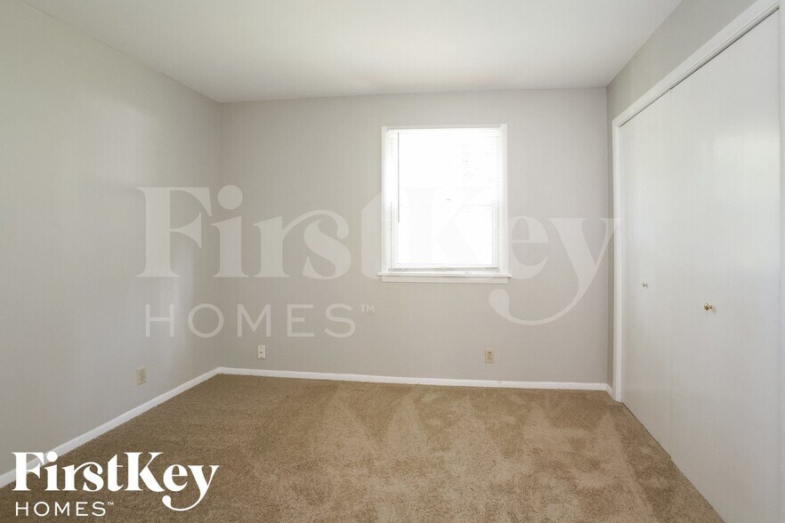 Building Photo - 5036 E 76th St Ct