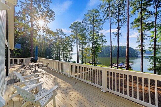 Building Photo - 126 Parks Mill Dr