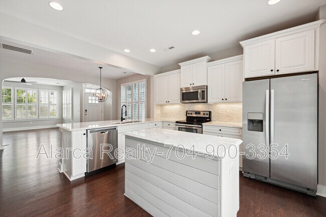 Building Photo - 3246 Moss Ln