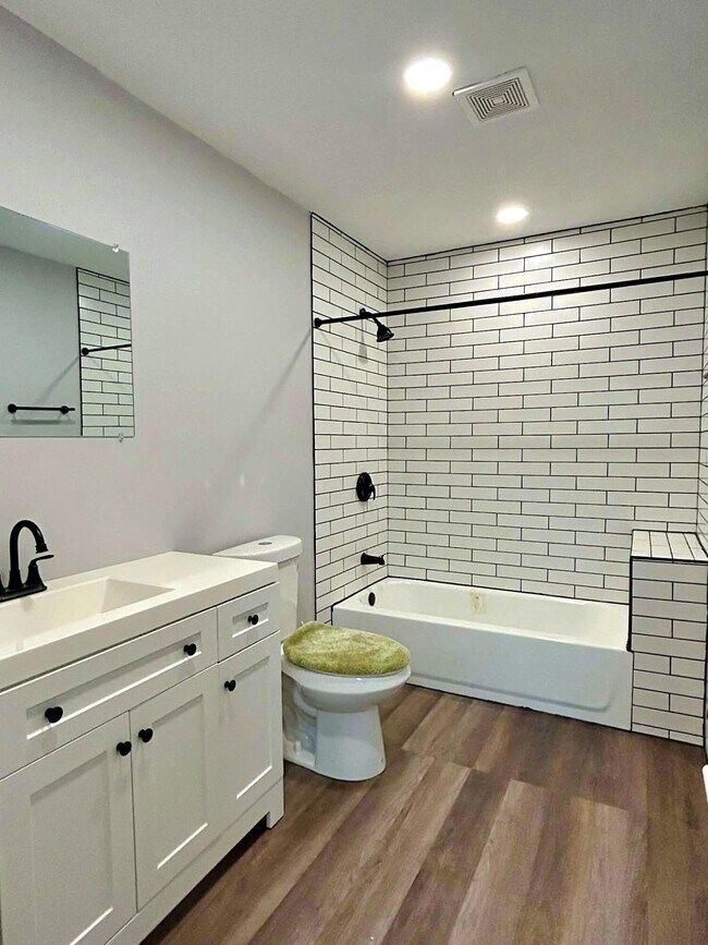 Building Photo - 341 Central Ave