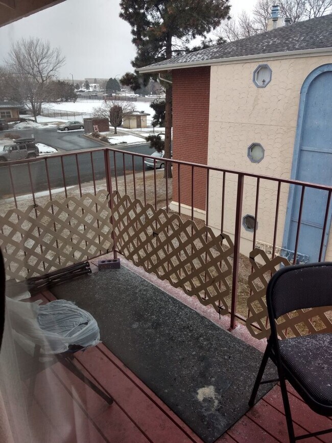 Building Photo - 2B/1B Upper Level Condo in Cottonwood Vill...