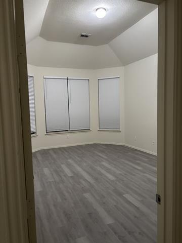 Building Photo - 1124 Miramar Ave