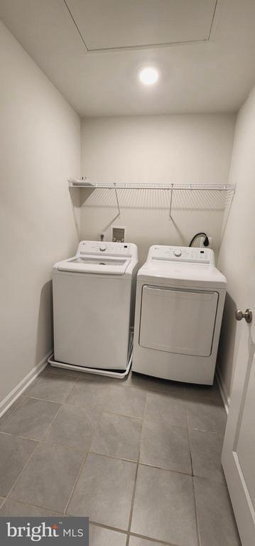 Building Photo - 64 Sister's Farmstead Rd