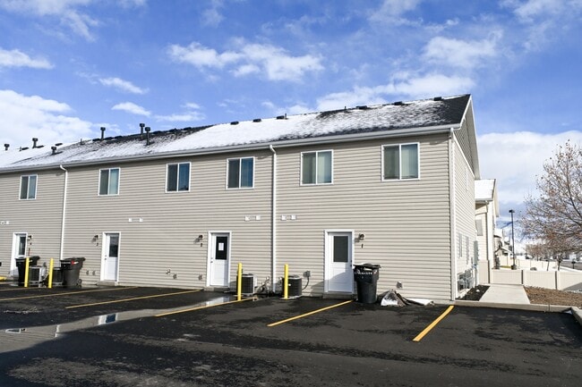 Building Photo - 2762 W 450 N