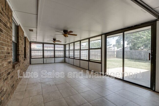 Building Photo - 612 NW 139th St