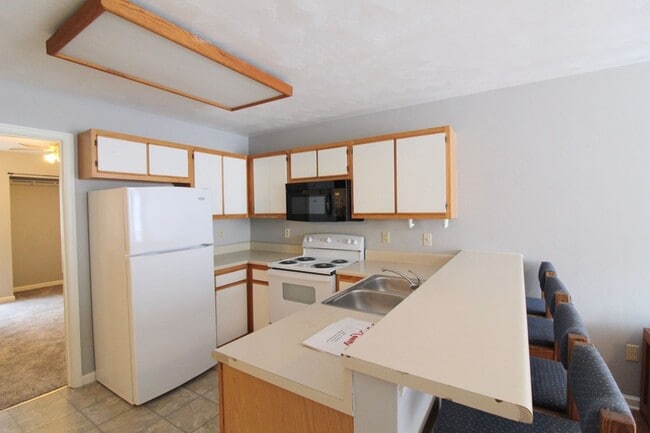 Building Photo - 1470 Devon Ln