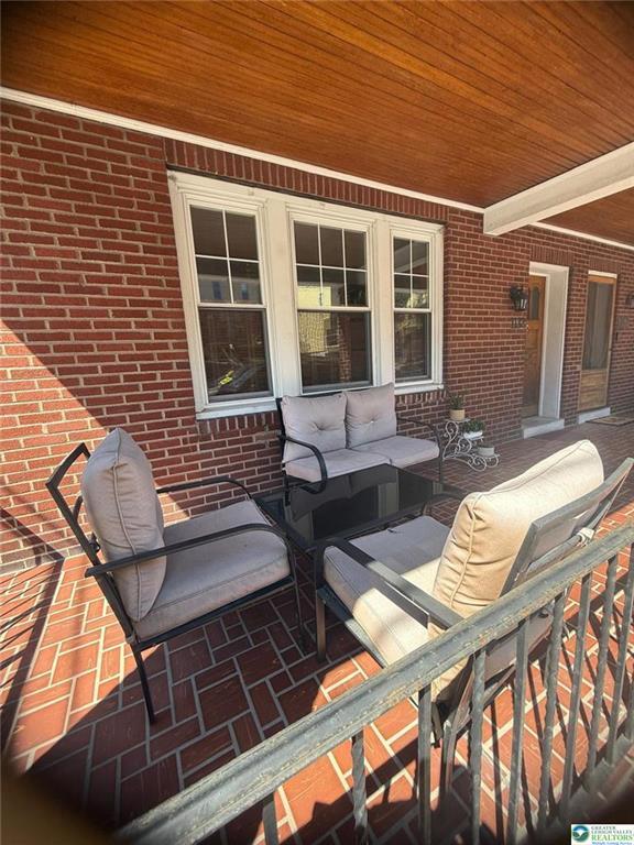 Building Photo - 1132 Mahantongo St