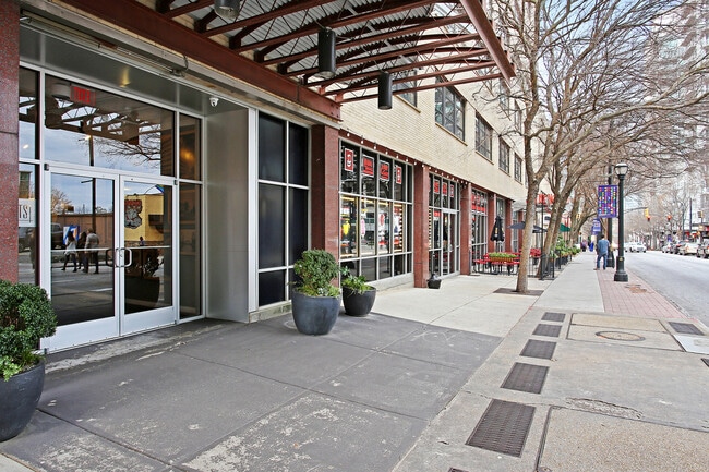 Building Photo - 878 Peachtree St NE