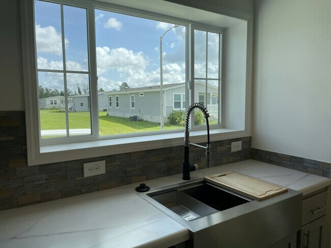 Building Photo - 34866 Silver King Dr