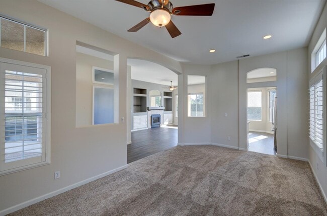 Building Photo - 4611 W Rio Bravo Dr
