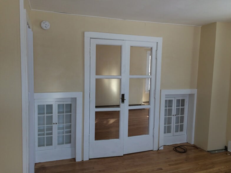 Building Photo - 938 VT-7A