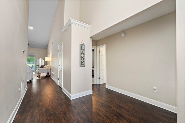 Building Photo - 3220 Tall Timber Dr