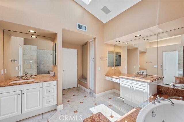 Building Photo - 408 Pso Miramar