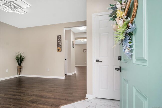 Building Photo - 10868 White Dogwood Dr