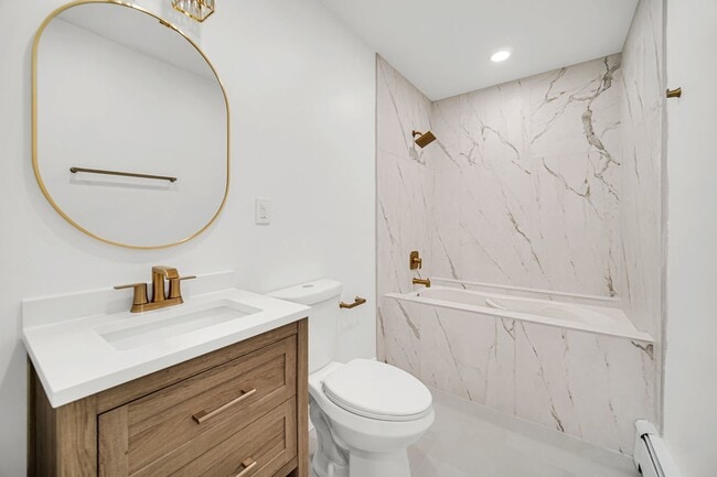 Building Photo - 8936 N Parkside Ave