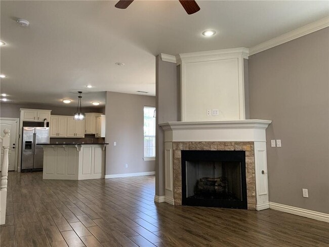 Building Photo - 4156 W Bradstreet Ln