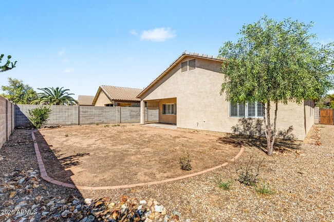 Building Photo - 8373 W Mary Ann Dr