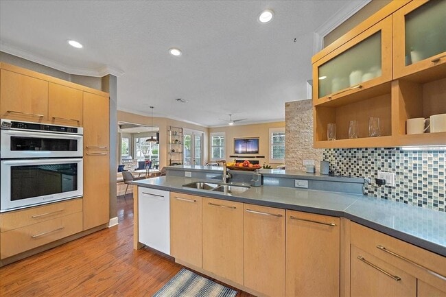 Building Photo - 7107 Switchgrass Trail