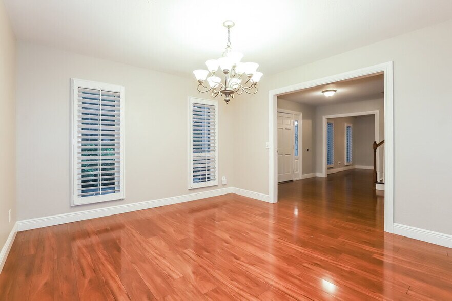 Building Photo - 2430 Arborwood Dr