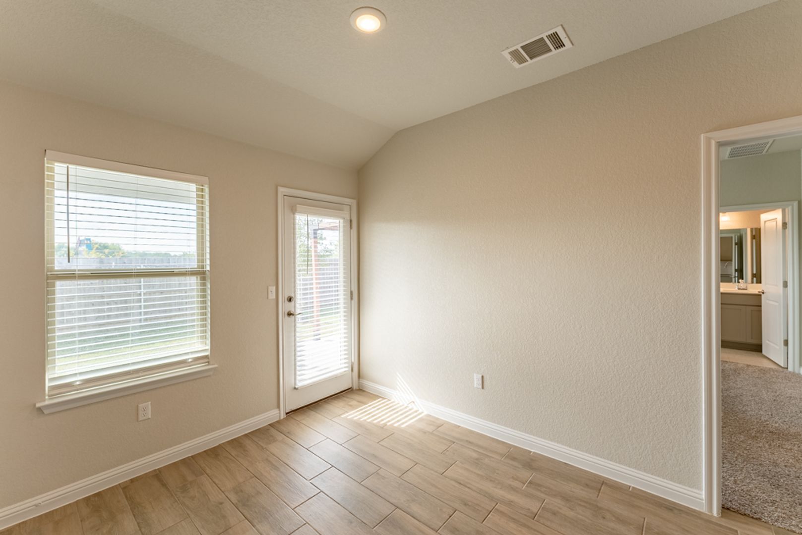 Building Photo - 8209 McKamy Dr