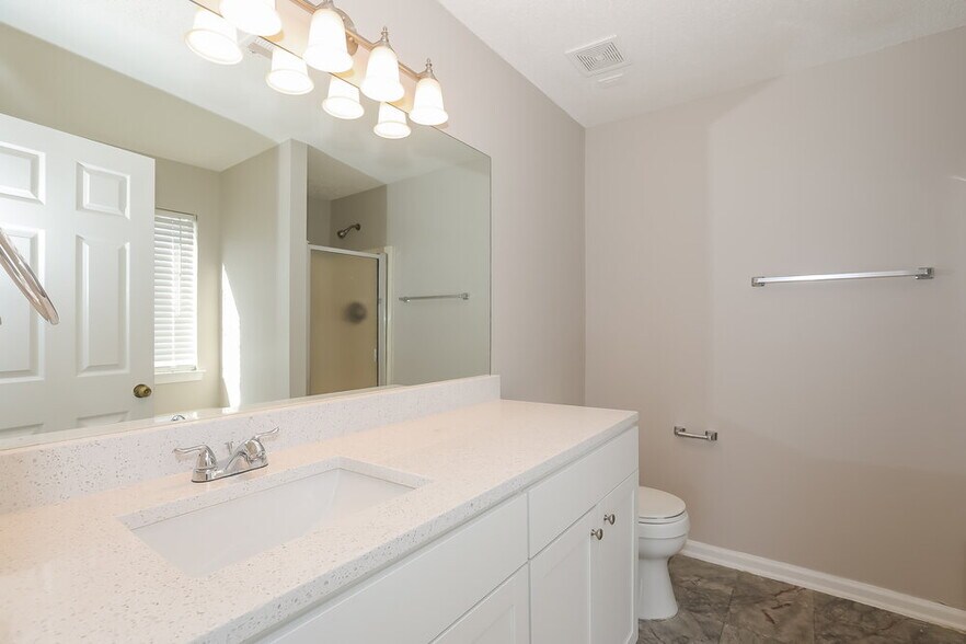 Building Photo - 231 Carson's Cove