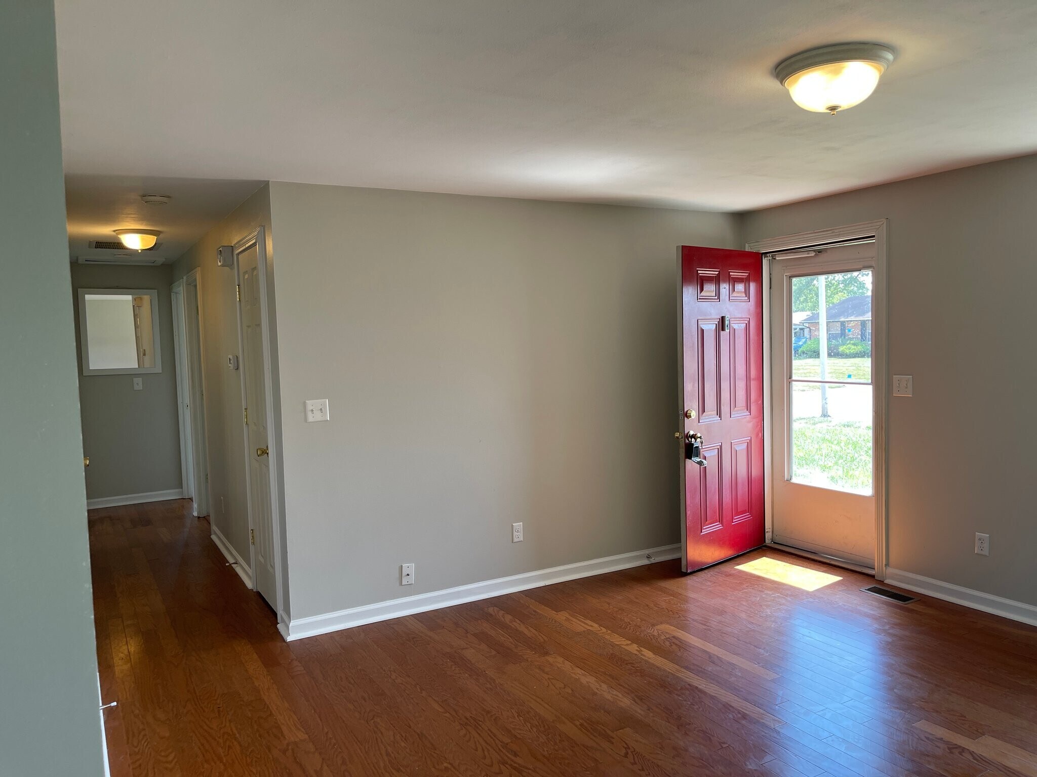Building Photo - 7883 Sebring Dr