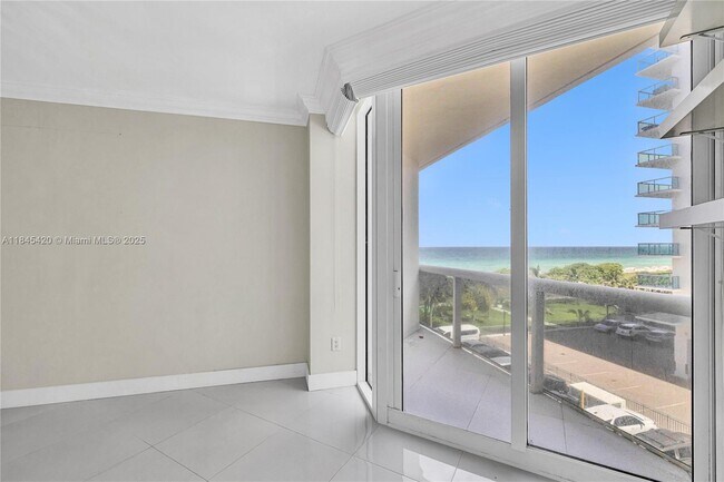 Building Photo - 9559 Collins Ave