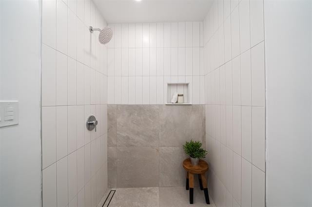 Building Photo - 77 Congress St