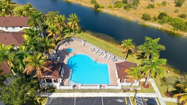 Building Photo - 4435 SW 160th Ave