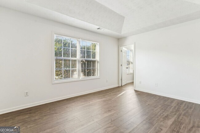 Building Photo - 410 Shenandoah Ct