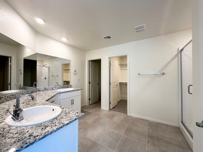 Building Photo - 4559 Merlot Hls Ave