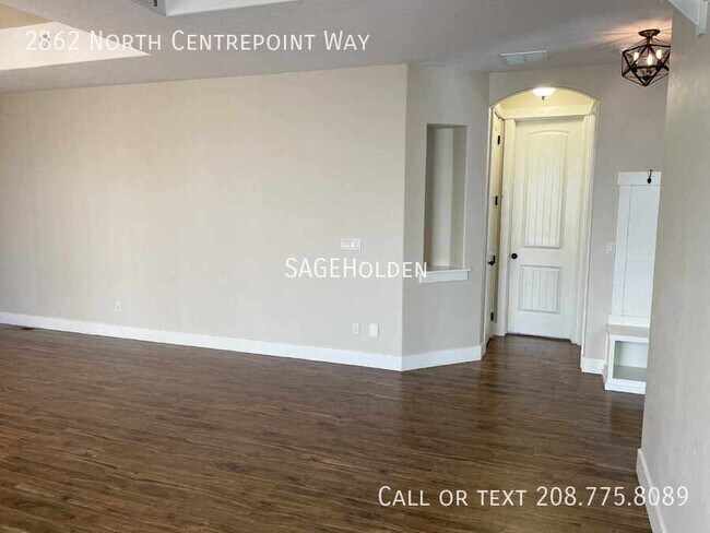 Building Photo - 2862 N Centrepoint Way