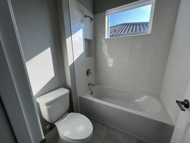 Building Photo - 3813 Rose Mallow Dr