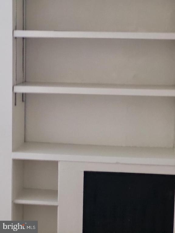 Building Photo - 2316 Poplar St