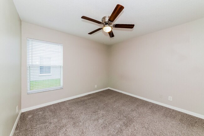 Building Photo - 3432 70th Glen E