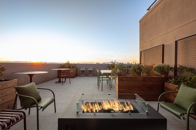 Roof Deck - ArtHaus 820