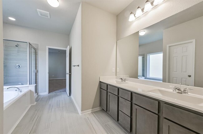 Building Photo - 3346 Etring Ln