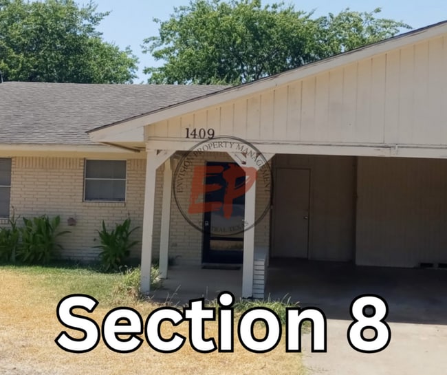 Building Photo - 1409 Paseo Del Oro