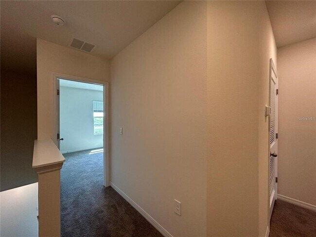 Building Photo - 17550 Crescent Moon Lp