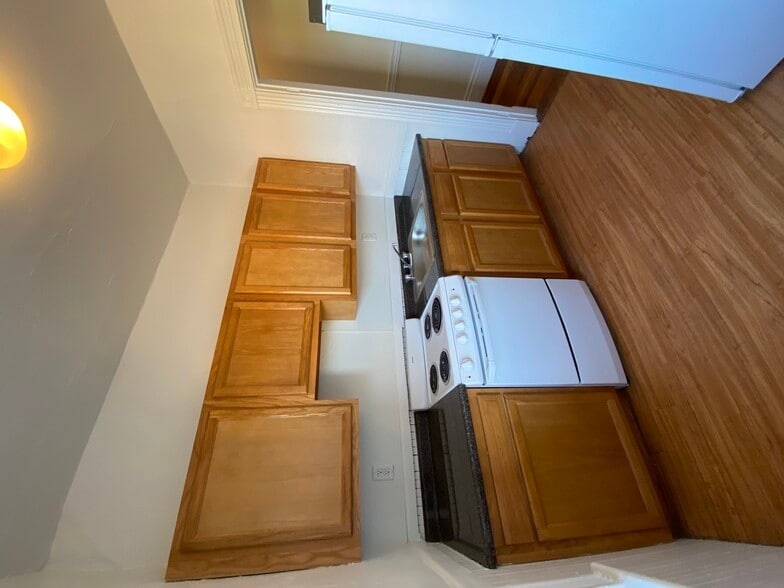 Building Photo - 1350 Commonwealth Ave