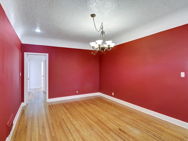 Building Photo - 203 S Stanley Dr