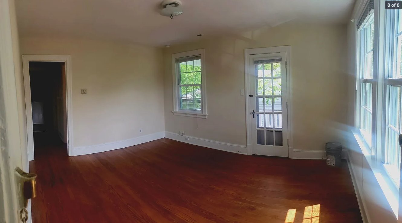 Building Photo - 4029 Clinton Ave