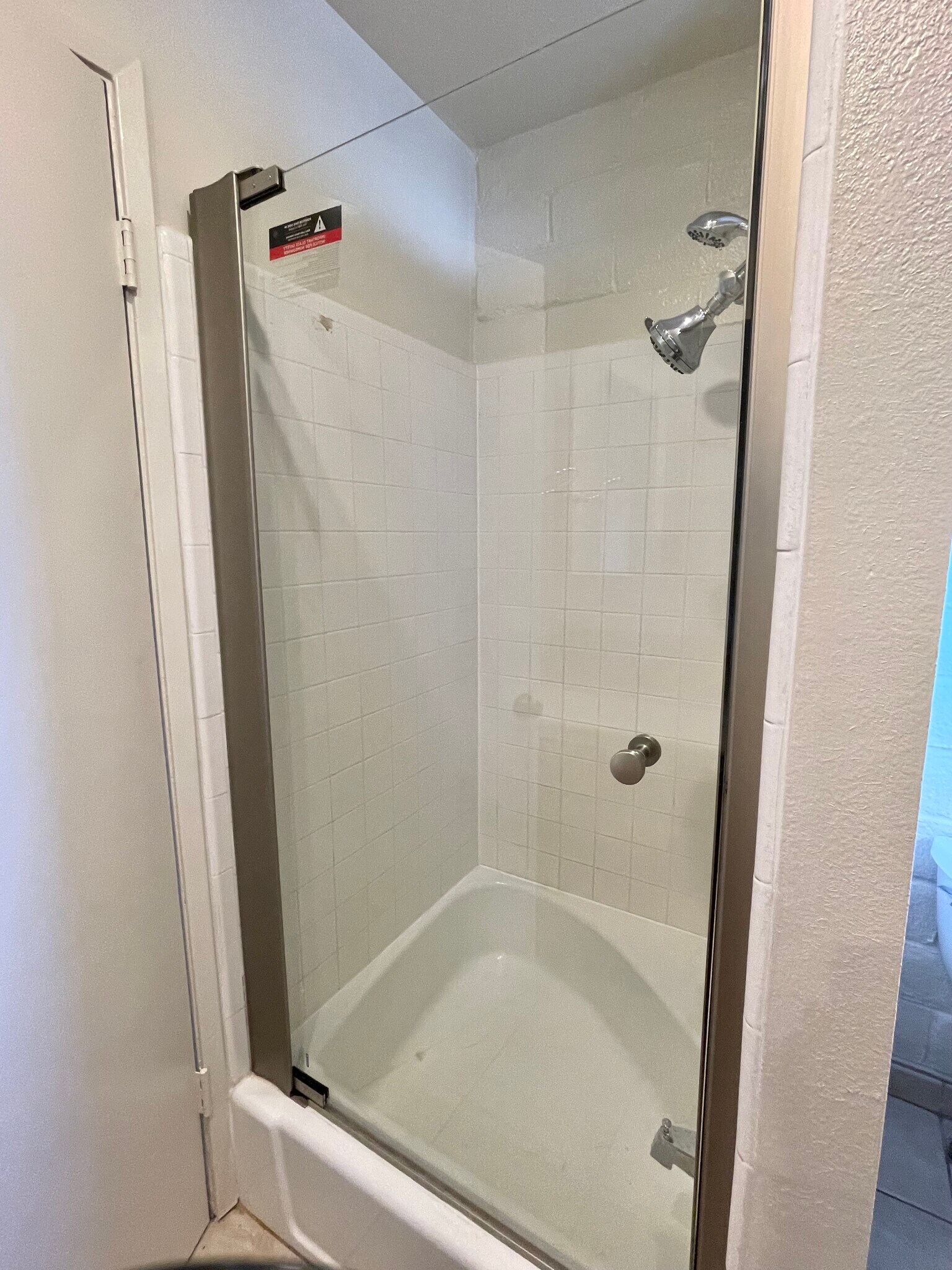 Shower in Upstairs bath - 451 Dela Vina Ave