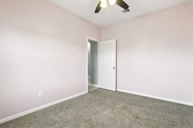 Building Photo - 6626 Poplar Rose Ct.