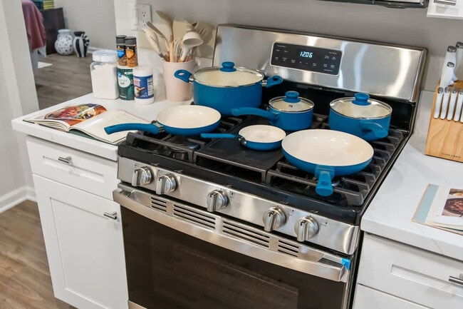 Building Photo - 13737 Via Tres Vistas