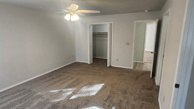 Building Photo - 3 bed, 2 bath - Spacious upstairs duplex on the Boise Bench!